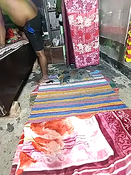 Snapshot of RED_Queen_6 chatting on 11-22-25, 02:49 RED Queen 6 online show from 11-22-25, 02:49