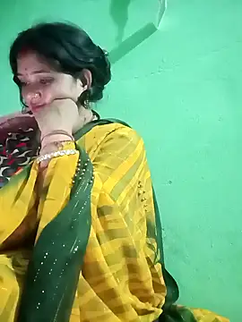 Snapshot of Na_shreya chatting on 10-15-25, 05:02 Na shreya online show from 10-15-25, 05:02