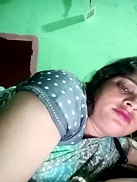 Snapshot of Na_shreya chatting on 10-16-25, 04:30 Na shreya online show from 10-16-25, 04:30