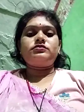 Snapshot of Na_shreya chatting on 10-30-25, 10:21 Na shreya online show from 10-30-25, 10:21