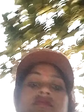 Snapshot of Na_shreya chatting on 12-18-25, 01:11 Na shreya online show from 12-18-25, 01:11