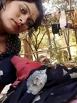 Snapshot of Na_shreya chatting on 12-23-25, 09:07 Na shreya online show from 12-23-25, 09:07