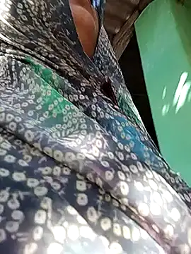 Snapshot of Na_shreya chatting on 02-26-26, 05:28 Na shreya online show from 02-26-26, 05:28