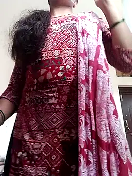 Snapshot of RANI_747 chatting on 10-06-25, 05:38 RANI 747 online show from 10-06-25, 05:38