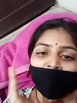 Snapshot of RANI_747 chatting on 10-08-25, 05:21 RANI 747 online show from 10-08-25, 05:21