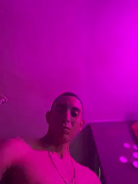 Snapshot of Tucloroformosexxx chatting on 01-13-26, 07:19 Tucloroformosexxx online show from 01-13-26, 07:19