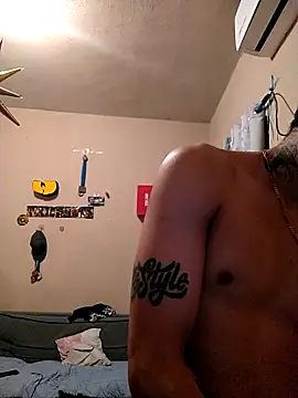 Snapshot of Tucloroformosexxx chatting on 02-27-26, 01:00 Tucloroformosexxx online show from 02-27-26, 01:00