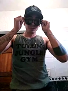 Snapshot of Tucloroformosexxx chatting on 03-20-26, 12:48 Tucloroformosexxx online show from 03-20-26, 12:48