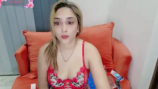 Snapshot of INDIANROMANCE chatting on 05-19-26, 01:56 INDIANROMANCE online show from 05-19-26, 01:56