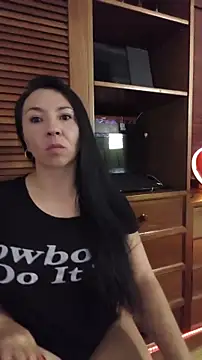 Snapshot of Talia__velvet chatting on 04-04-26, 02:32 Talia velvet online show from 04-04-26, 02:32