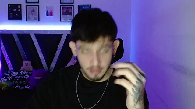 Sebasxxl12 online show from 10-17-25, 01:14