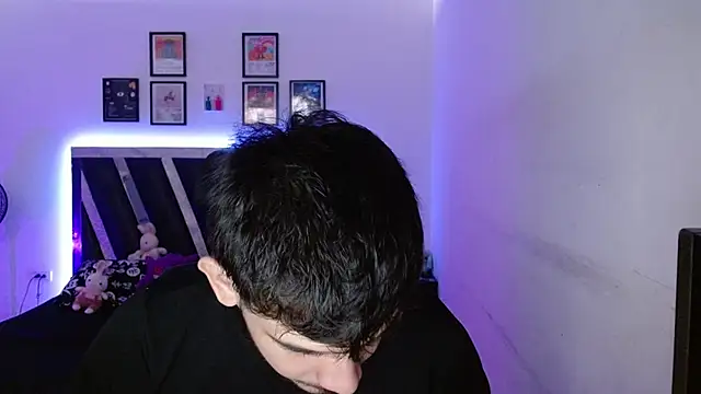 Sebasxxl12 online show from 10-18-25, 01:34