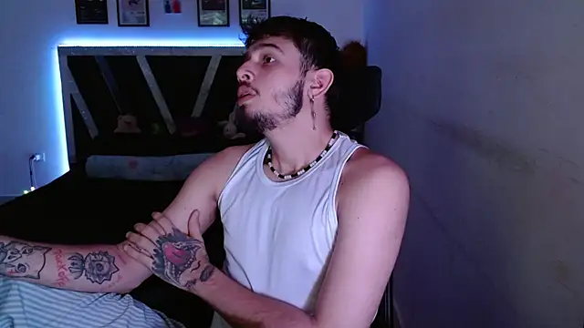 Sebasxxl12 online show from 12-23-25, 05:16