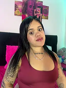 Snapshot of Sussyroxxx chatting on 02-13-26, 05:03 Sussyroxxx online show from 02-13-26, 05:03