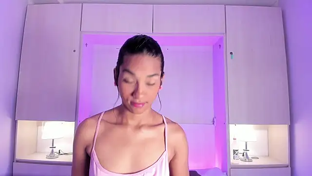 AnahiCollins online show from 04-29-26, 11:36