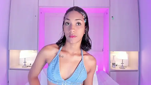AnahiCollins online show from 06-07-26, 11:36