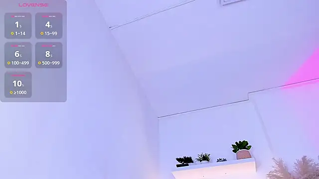 Snapshot of mia_juicy_ chatting on 02-16-26, 02:57 mia juicy online show from 02-16-26, 02:57