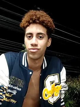 Snapshot of The_boy_good chatting on 10-10-25, 08:24 The boy good online show from 10-10-25, 08:24