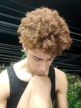 Snapshot of The_boy_good chatting on 10-15-25, 07:08 The boy good online show from 10-15-25, 07:08