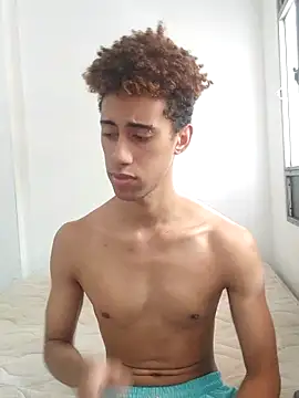 Snapshot of The_boy_good chatting on 10-17-25, 06:32 The boy good online show from 10-17-25, 06:32