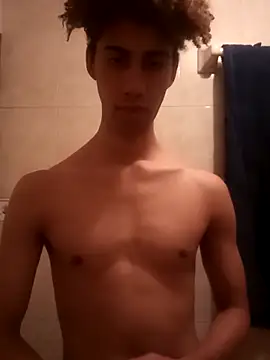 Snapshot of The_boy_good chatting on 11-02-25, 11:07 The boy good online show from 11-02-25, 11:07