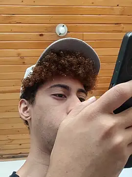 Snapshot of The_boy_good chatting on 11-04-25, 03:55 The boy good online show from 11-04-25, 03:55