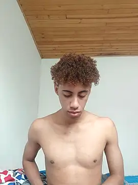 Snapshot of The_boy_good chatting on 11-09-25, 02:59 The boy good online show from 11-09-25, 02:59