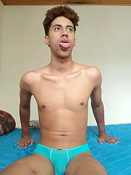 Snapshot of The_boy_good chatting on 11-17-25, 08:14 The boy good online show from 11-17-25, 08:14