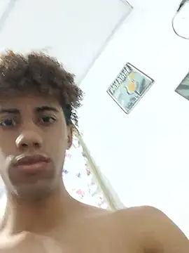 Snapshot of The_boy_good chatting on 01-12-26, 09:20 The boy good online show from 01-12-26, 09:20