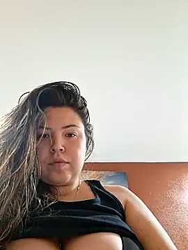 Snapshot of Onyourminddd_sweetheart chatting on 09-28-25, 12:05 Onyourminddd sweetheart online show from 09-28-25, 12:05