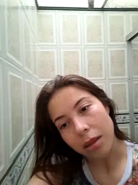 EmmaValencia  online show from 10-29-25, 06:20