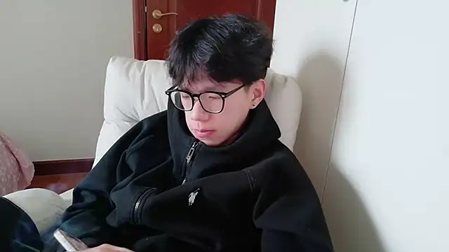 hangzi-0011 online show from 11-12-25, 08:04