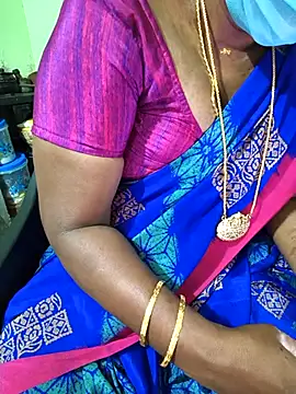 Tamilselviroja- online show from 05-25-26, 03:18