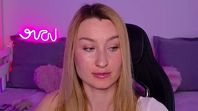 MysticRoxanne online show from 03-16-26, 02:32