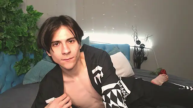 Ellis Rin online show from 10-22-25, 10:31