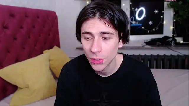 Ellis Rin online show from 12-03-25, 07:56