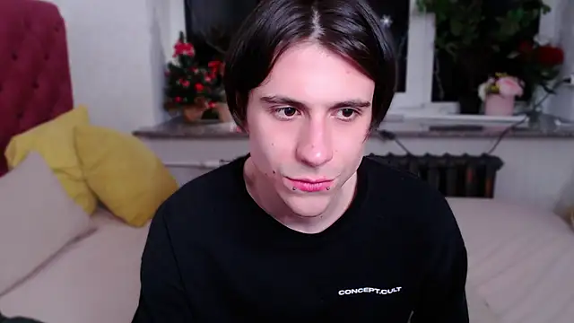 Ellis Rin online show from 12-05-25, 02:53