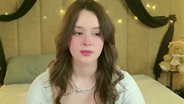 EvaSwen online show from 04-26-26, 06:16