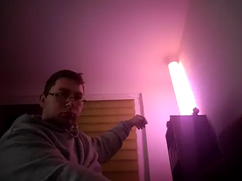 Snapshot of stivi2526 chatting on 11-11-25, 08:09 stivi2526 online show from 11-11-25, 08:09