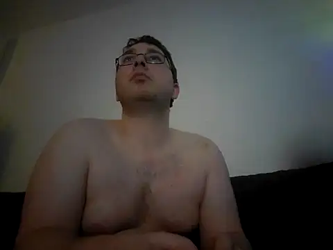 Snapshot of stivi2526 chatting on 12-18-25, 09:54 stivi2526 online show from 12-18-25, 09:54