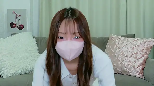 Snapshot of Seira__nn chatting on 11-15-25, 01:18 Seira nn online show from 11-15-25, 01:18