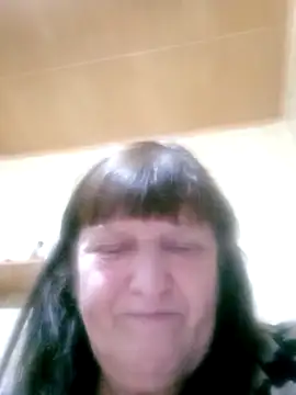 Snapshot of Apeesynka55211 chatting on 10-17-25, 05:37 Apeesynka55211 online show from 10-17-25, 05:37