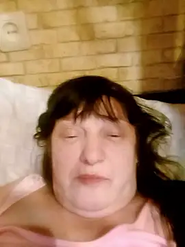 Snapshot of Apeesynka55211 chatting on 01-05-26, 08:34 Apeesynka55211 online show from 01-05-26, 08:34