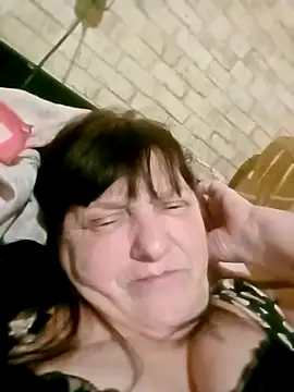 Snapshot of Apeesynka55211 chatting on 01-10-26, 08:10 Apeesynka55211 online show from 01-10-26, 08:10