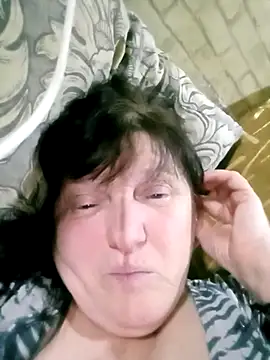 Apeesynka55211 online show from 04-28-26, 07:19