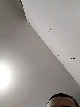 Snapshot of Valen_Squirt04 chatting on 01-10-26, 01:57 Valen Squirt04 online show from 01-10-26, 01:57