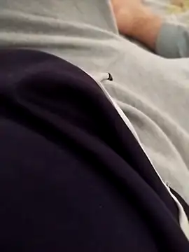 Snapshot of Valen_Squirt04 chatting on 03-29-26, 08:09 Valen Squirt04 online show from 03-29-26, 08:09