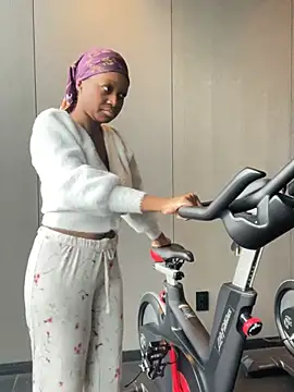 tia   fox online show from 02-05-26, 04:00