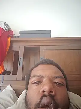 Snapshot of MrBigDickShow chatting on 03-04-26, 03:51 MrBigDickShow online show from 03-04-26, 03:51