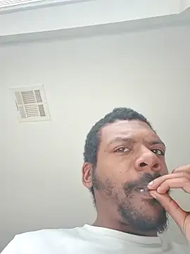 Snapshot of MrBigDickShow chatting on 03-23-26, 03:38 MrBigDickShow online show from 03-23-26, 03:38